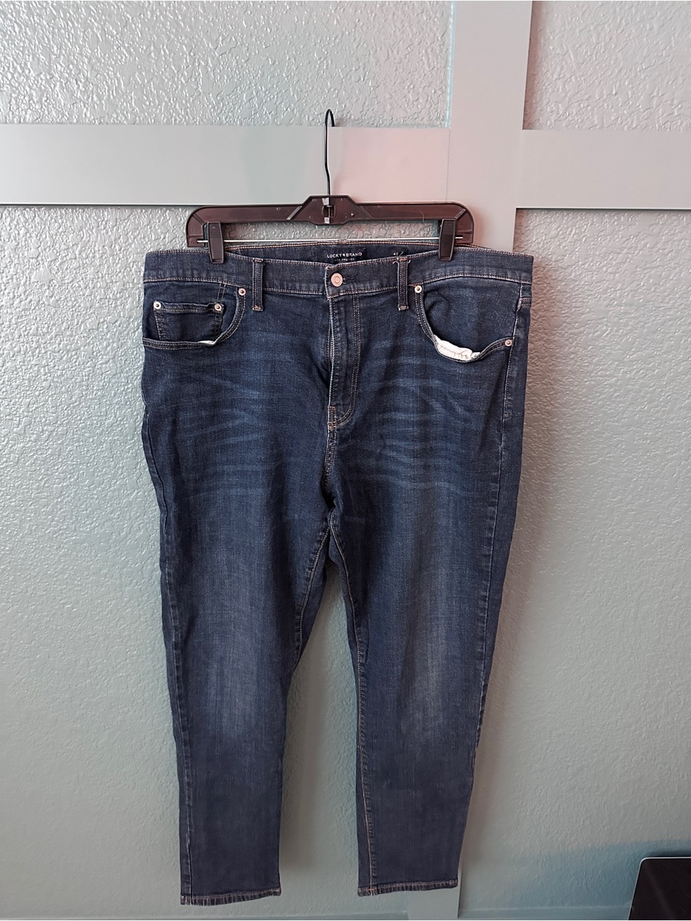 Lucky Brand Slim Straight Men's Jeans in Dark Indigo